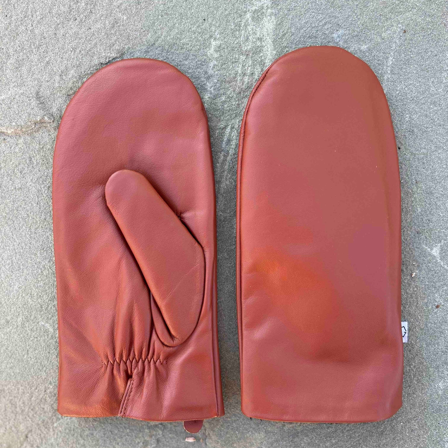Cognac All Leather Driving Mitten