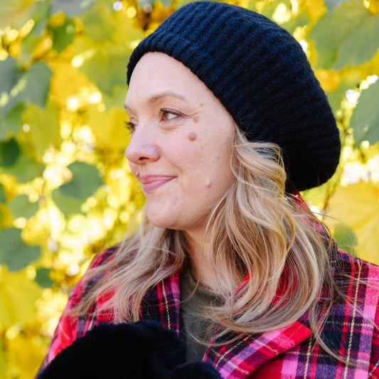 Black Cozy Wool Beret